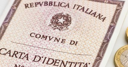 Carta d’identità cartacea non più valida dal 3 agosto 2026